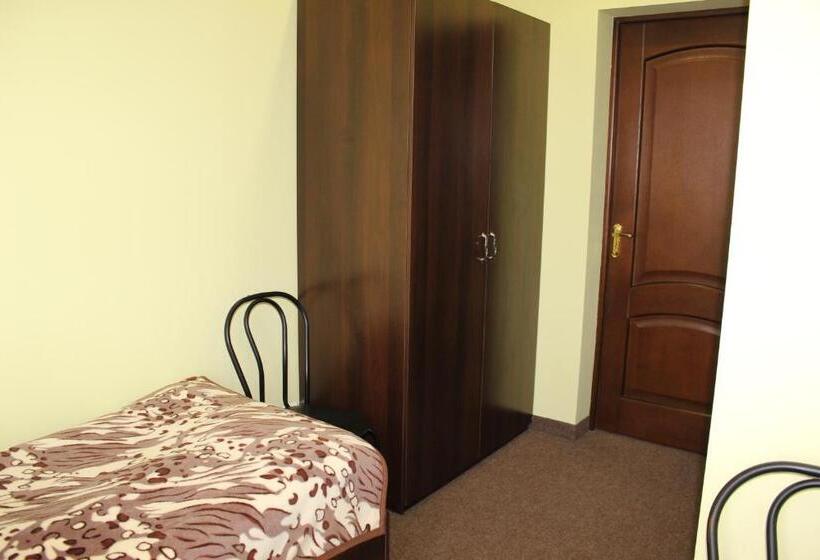 בית מלון כפרי Zhyttedar