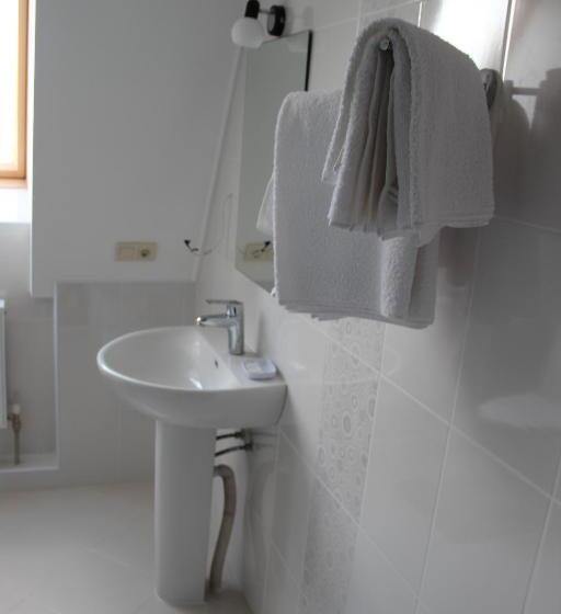 Mіnі Gotel Pozitiv