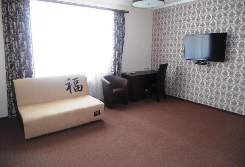 Mіnі Gotel Pozitiv