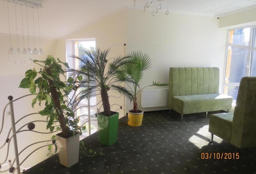 Mіnі Gotel Pozitiv