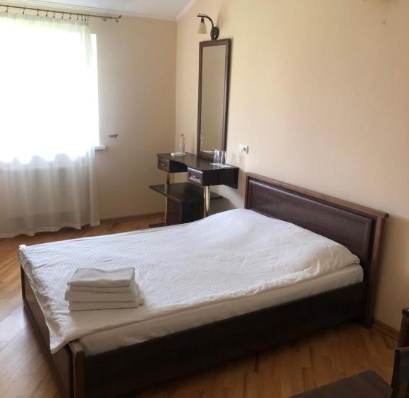 Мотель галицькі витребеньки