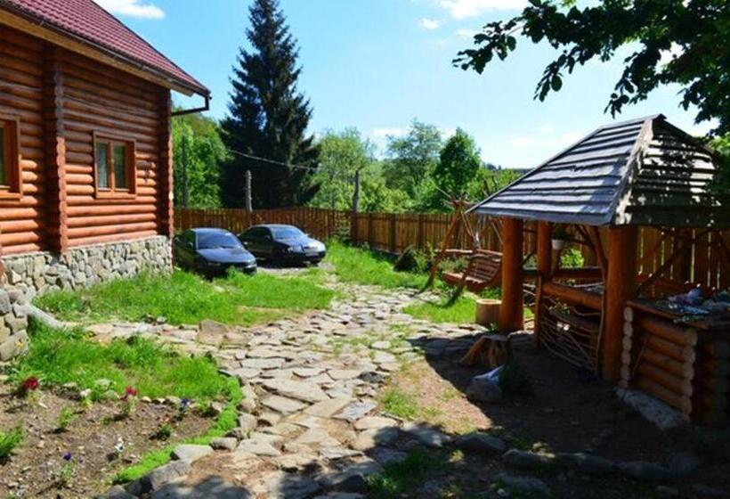 Пансион під горбком