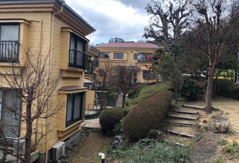 פנסיון 伊道荘園