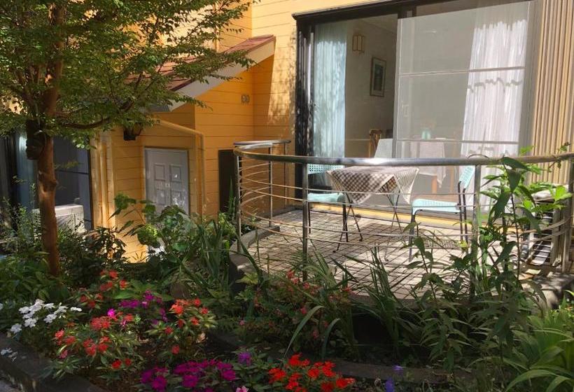 פנסיון 伊道荘園