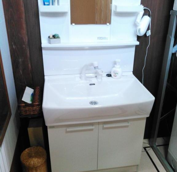 Pension (Hôtel basse catégorie) 昭和の宿 汐凪 Shionagi