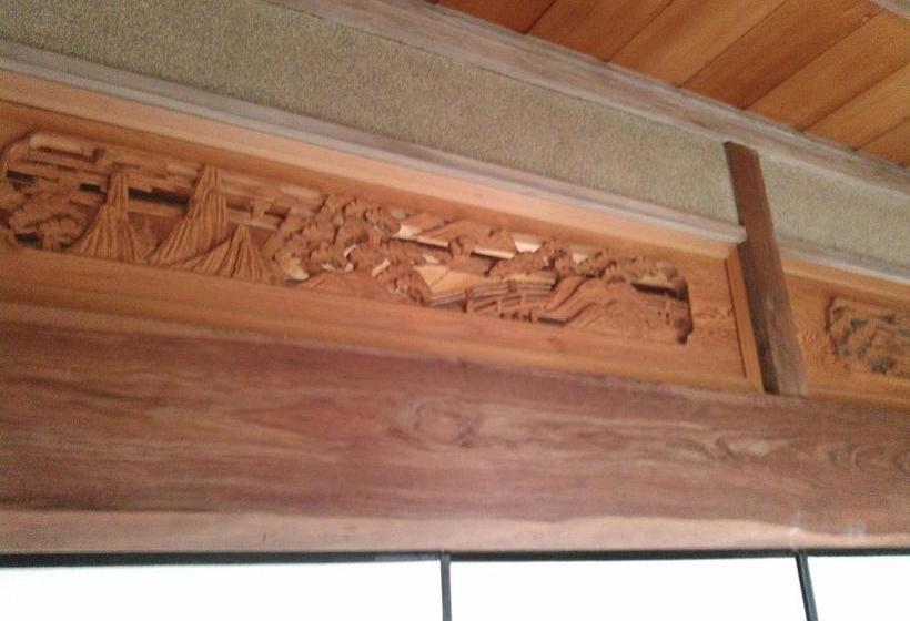 Pension (Hôtel basse catégorie) 昭和の宿 汐凪 Shionagi