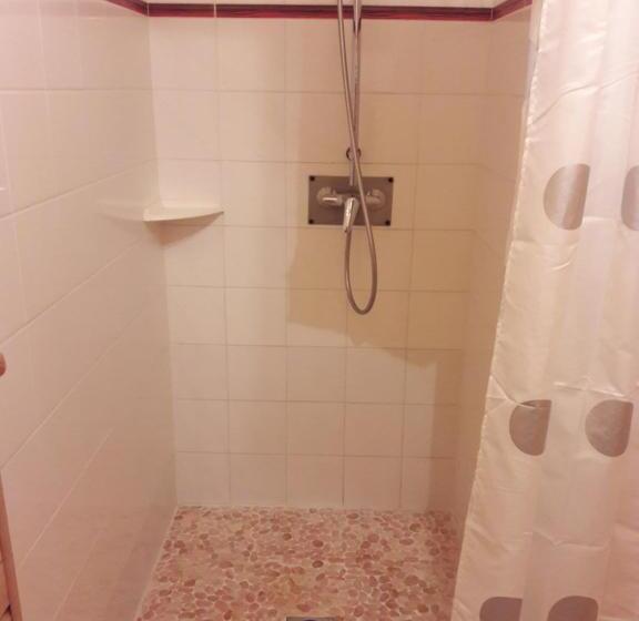 بنسيون Au Doubs Repos