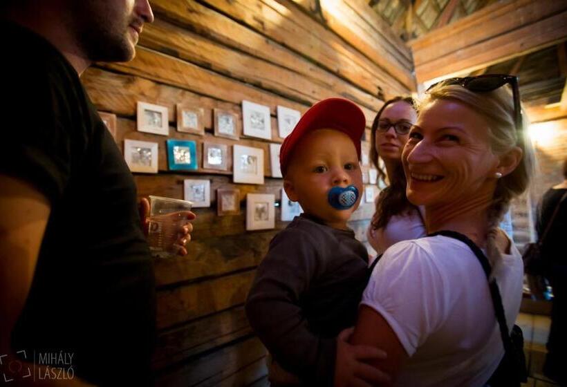 펜션 Barn Guesthouse / Csűr Vendégház