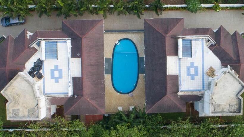 פנסיון Bendre S Holiday Home Karla