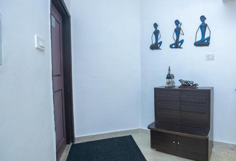 بنسيون Bendre S Holiday Home Karla