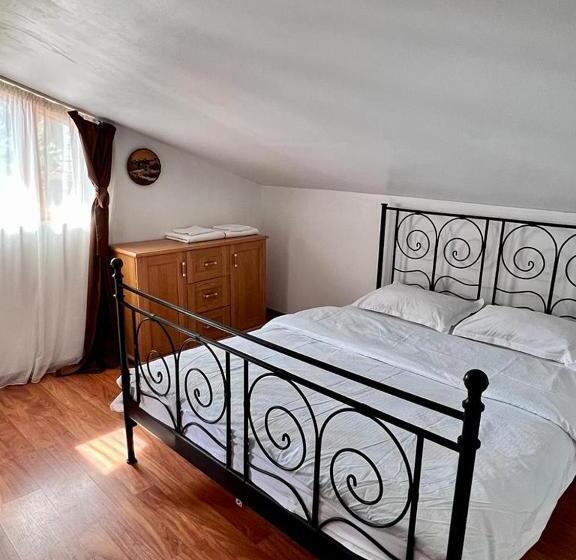 Пансион Cabana Ana