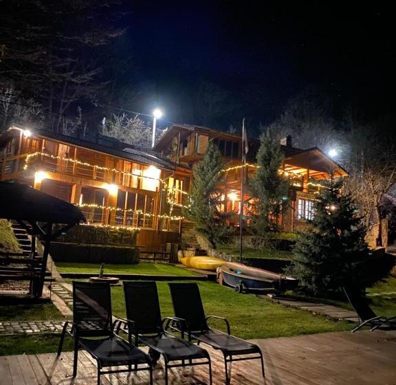 Пансион Cabana Ana