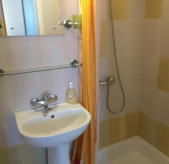 بنسيون Camere De Inchiriat Edelweiss