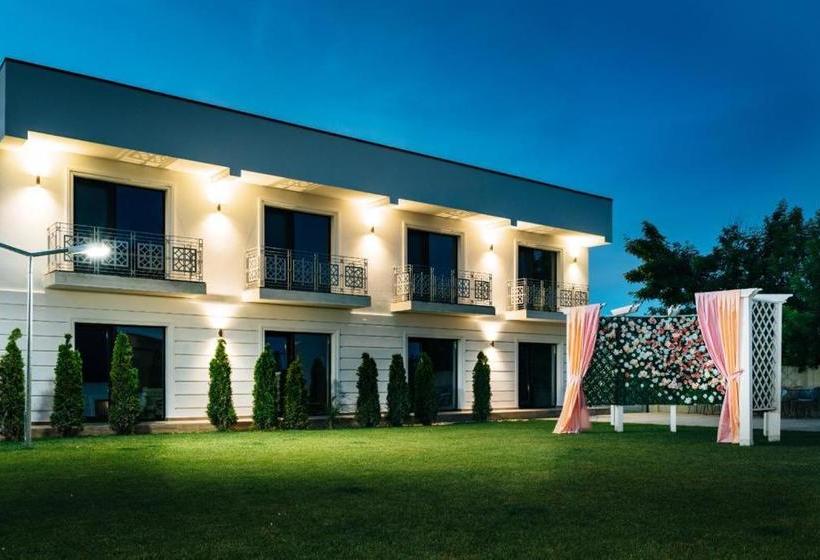 بنسيون Casa Budisteanu