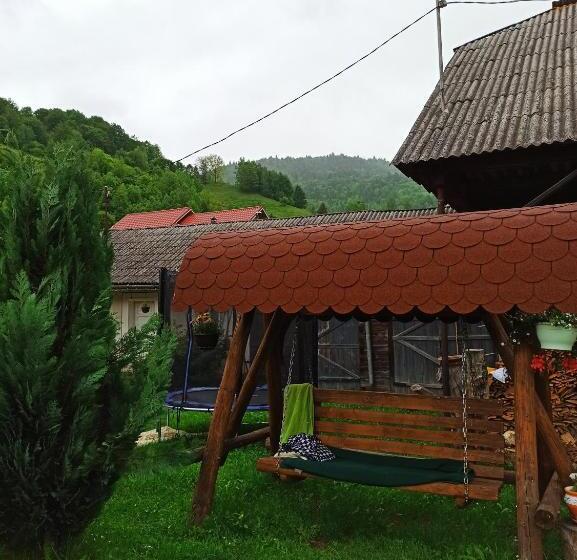 بنسيون Casa Lucia