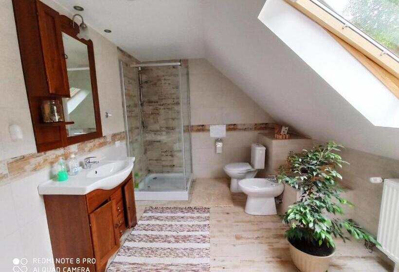 بنسيون Casa Lucia