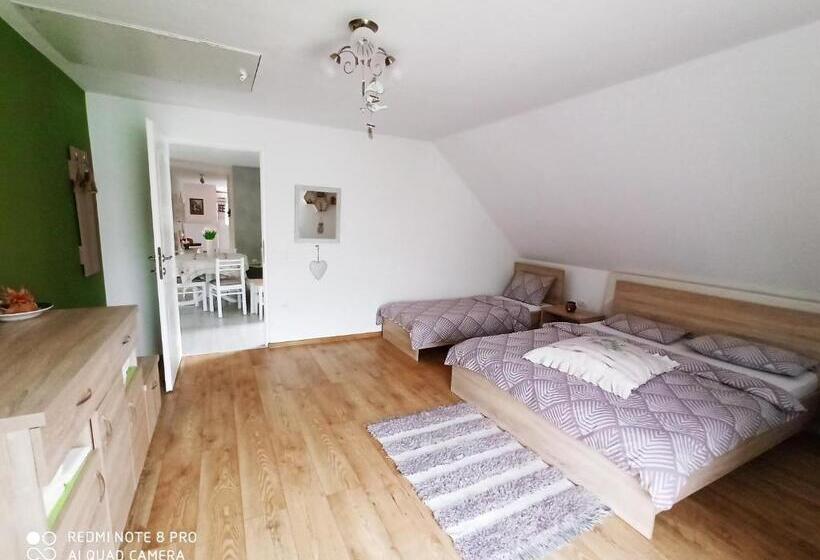 بنسيون Casa Lucia