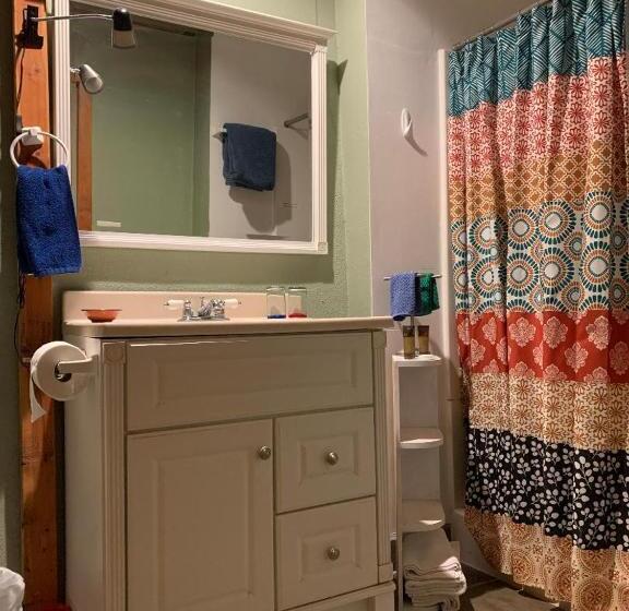 بنسيون Casita At St Francis Hatch Nm