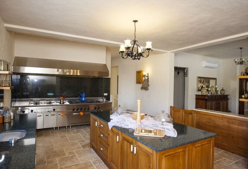 פנסיון Exclusive Boutique