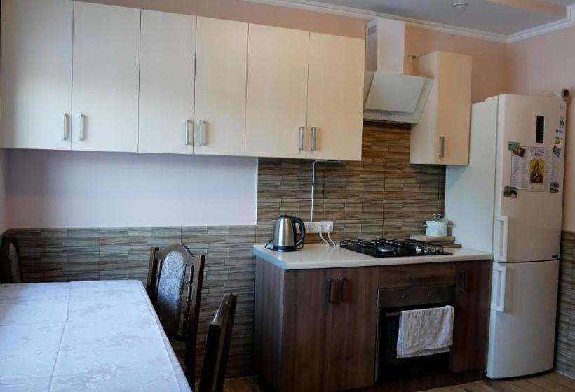 بنسيون Hirska Kazka