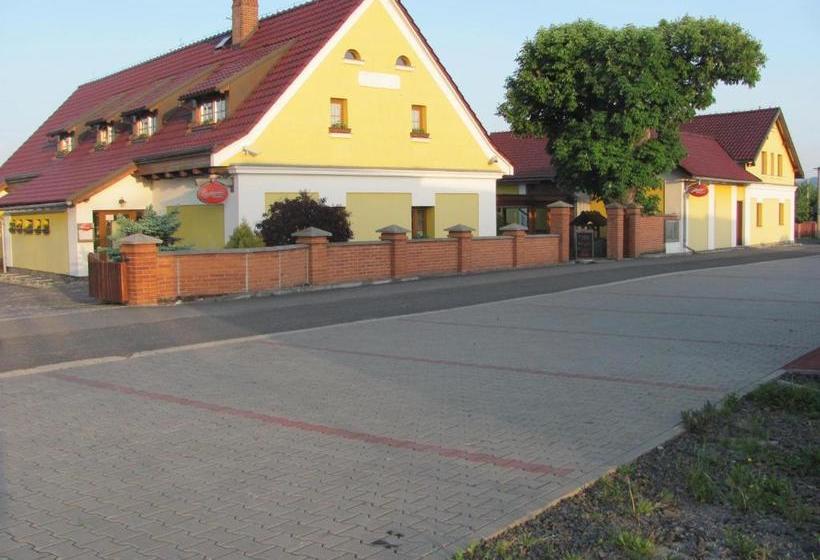 膳宿费 šindlerův Dvůr