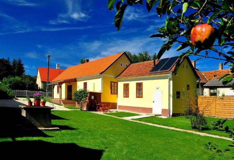 膳宿费 Kis Balatoni ökoporta