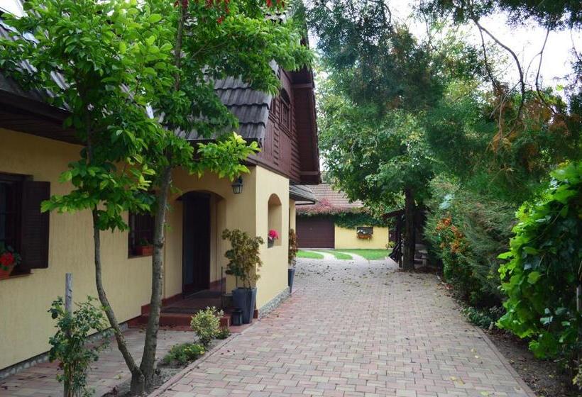 بنسيون La Mos Pavel