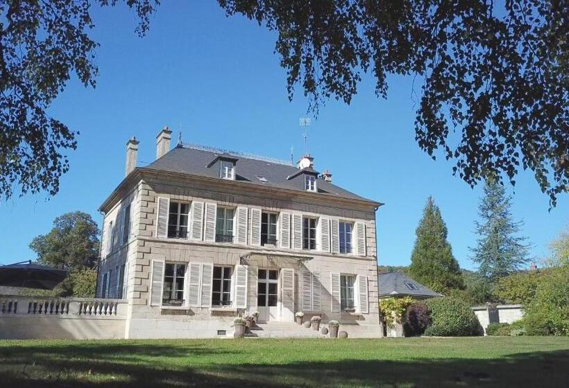 بنسيون Le Baptistère   Adults Only