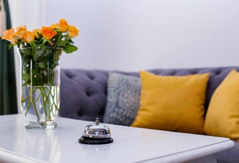 펜션 Mera Hills House