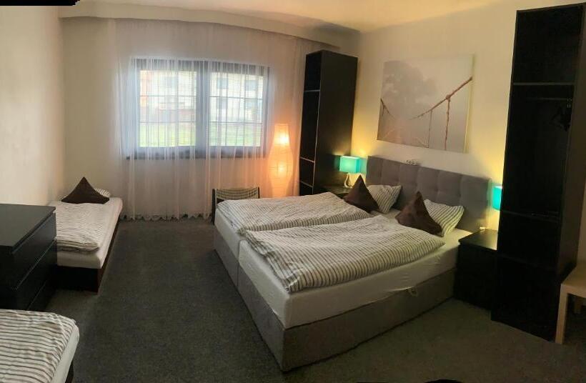 펜션 Penzion Black Hole