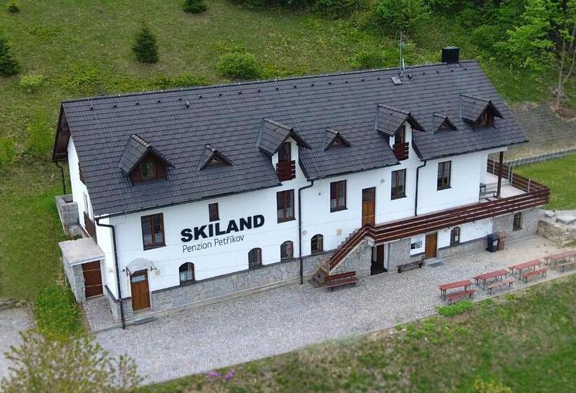 Пансион Penzion Skiland Petříkov