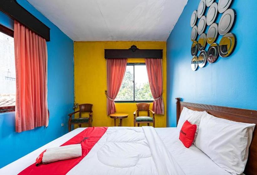 Пансион Reddoorz Near Istana Bogor
