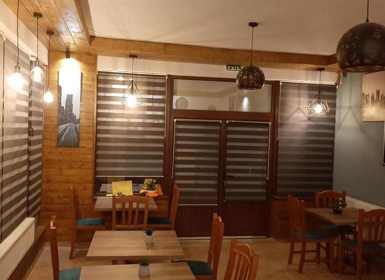 膳宿费 River Star