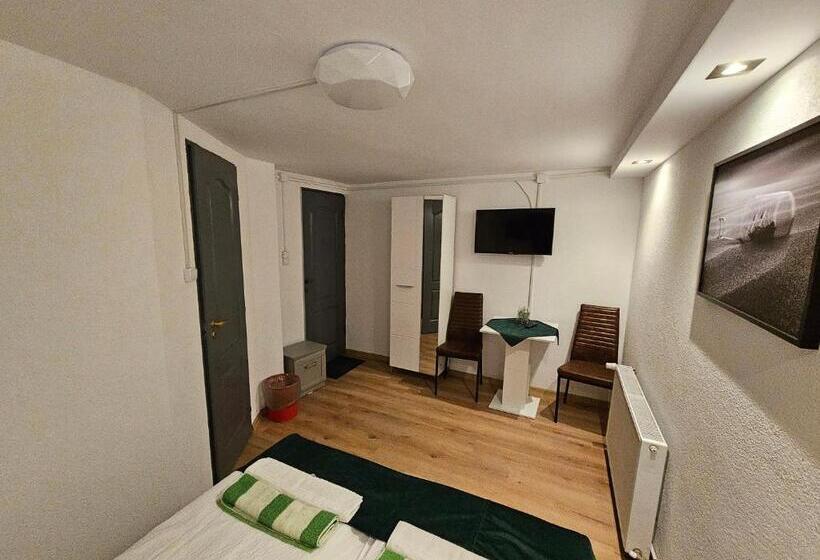 膳宿费 River Star