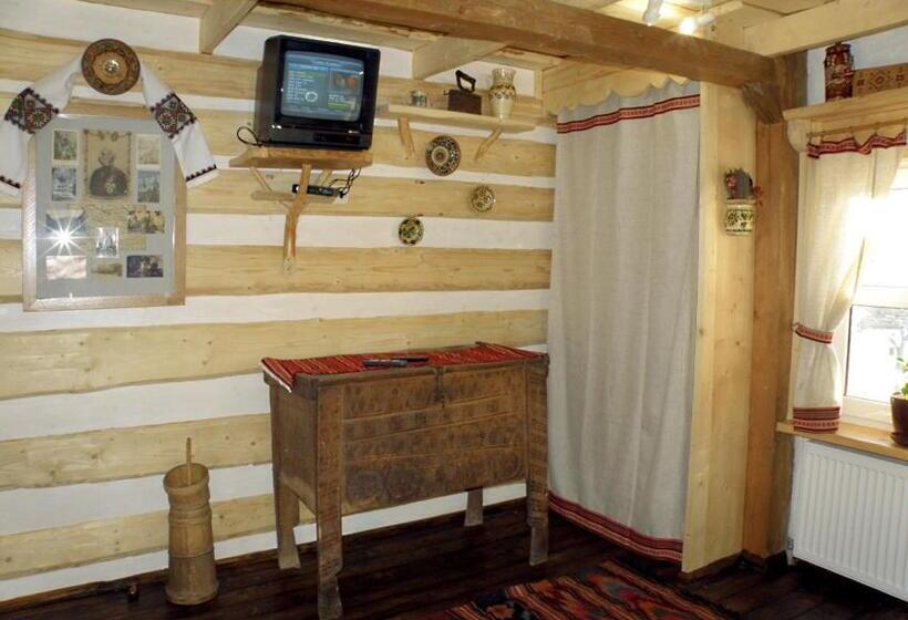 פנסיון Salamandra Village