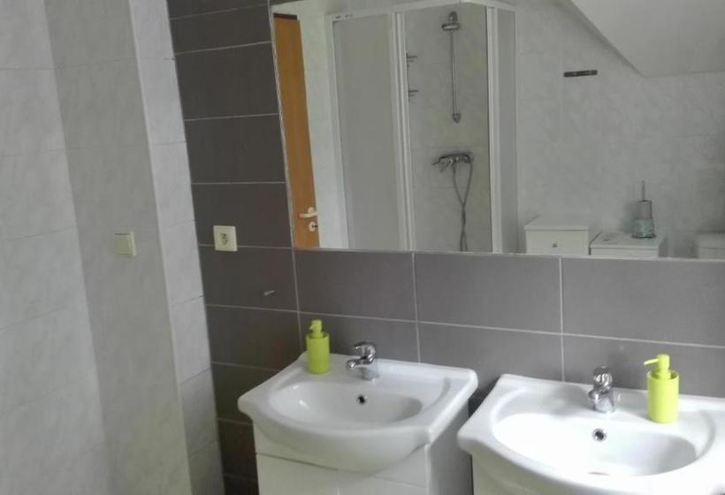 ペンション Sedlonov 178