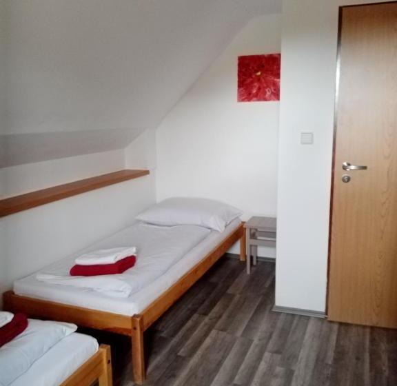 ペンション Sedlonov 178