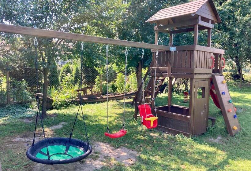 膳宿费 Ubytovanie U Aranky