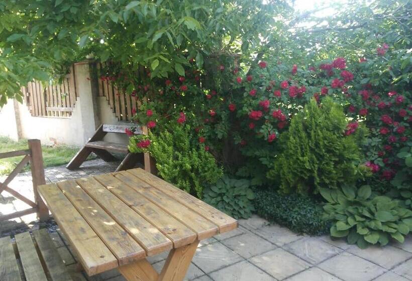 פנסיון Villa Del Grossa будинок з каміном та чаном на дровах