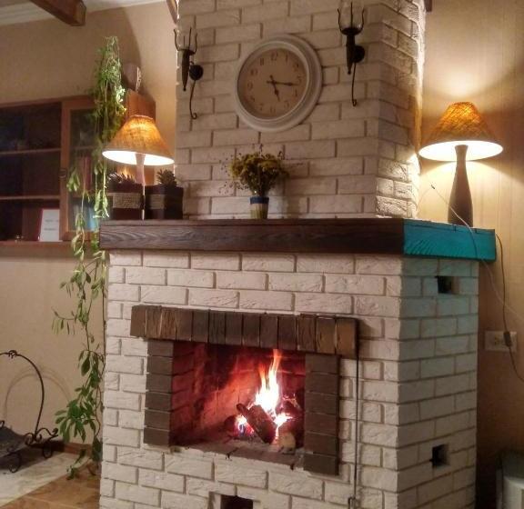 פנסיון Villa Del Grossa будинок з каміном та чаном на дровах