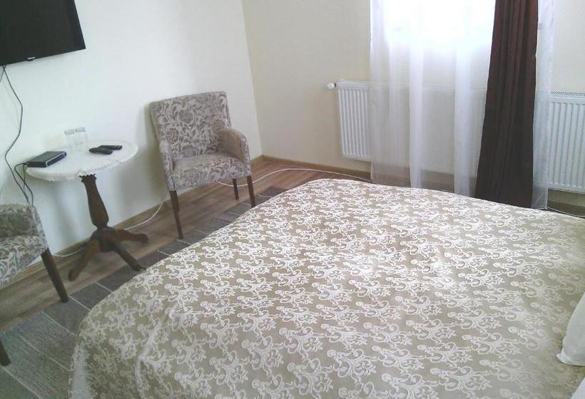 Pension Cetate Valcău De Sus