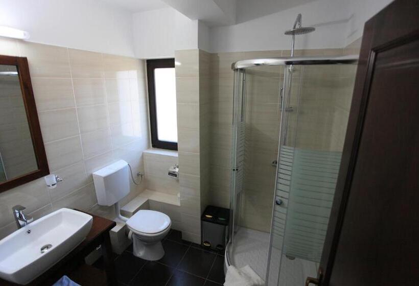 Pensiunea Livada Bunicului