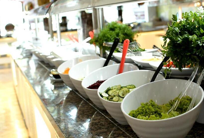 리조트 Iváncsó Birtok   термальні води косино