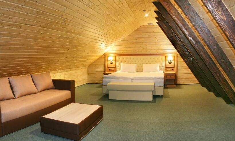 리조트 Iváncsó Birtok   термальні води косино