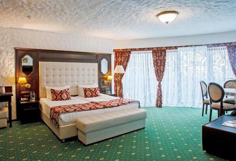 리조트 Iváncsó Birtok   термальні води косино