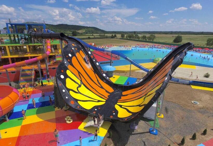 리조트 Iváncsó Birtok   термальні води косино