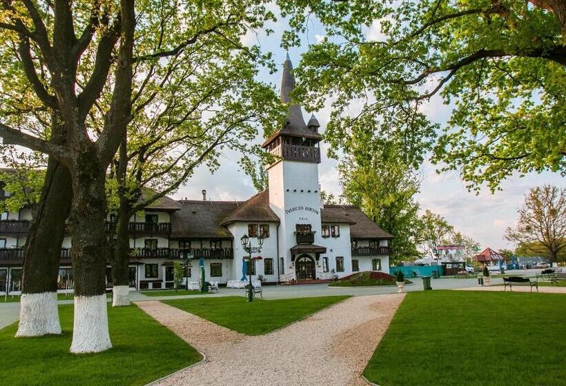 리조트 Iváncsó Birtok   термальні води косино