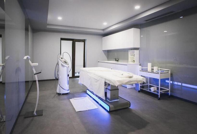 리조트 Iváncsó Birtok   термальні води косино