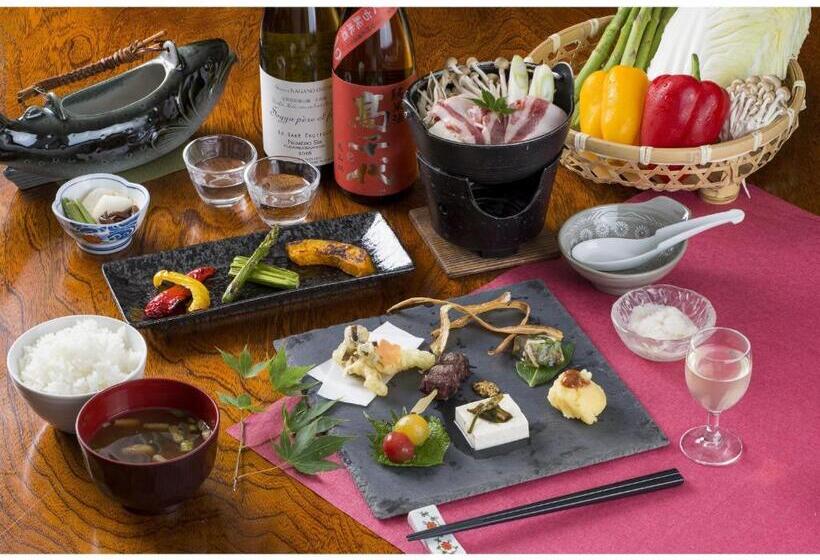 Ryokan 秋山郷雄川閣