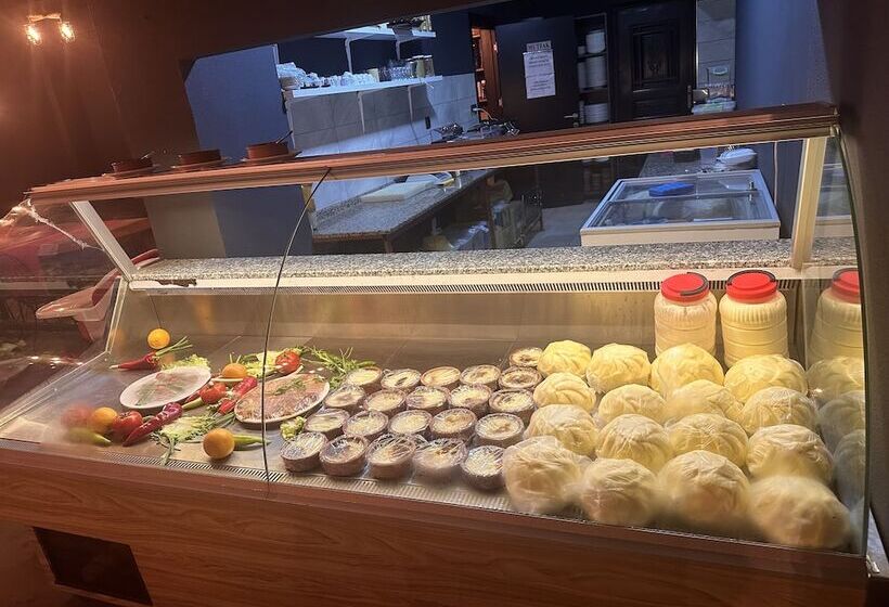 Zeyti̇ndali Yayla Otel